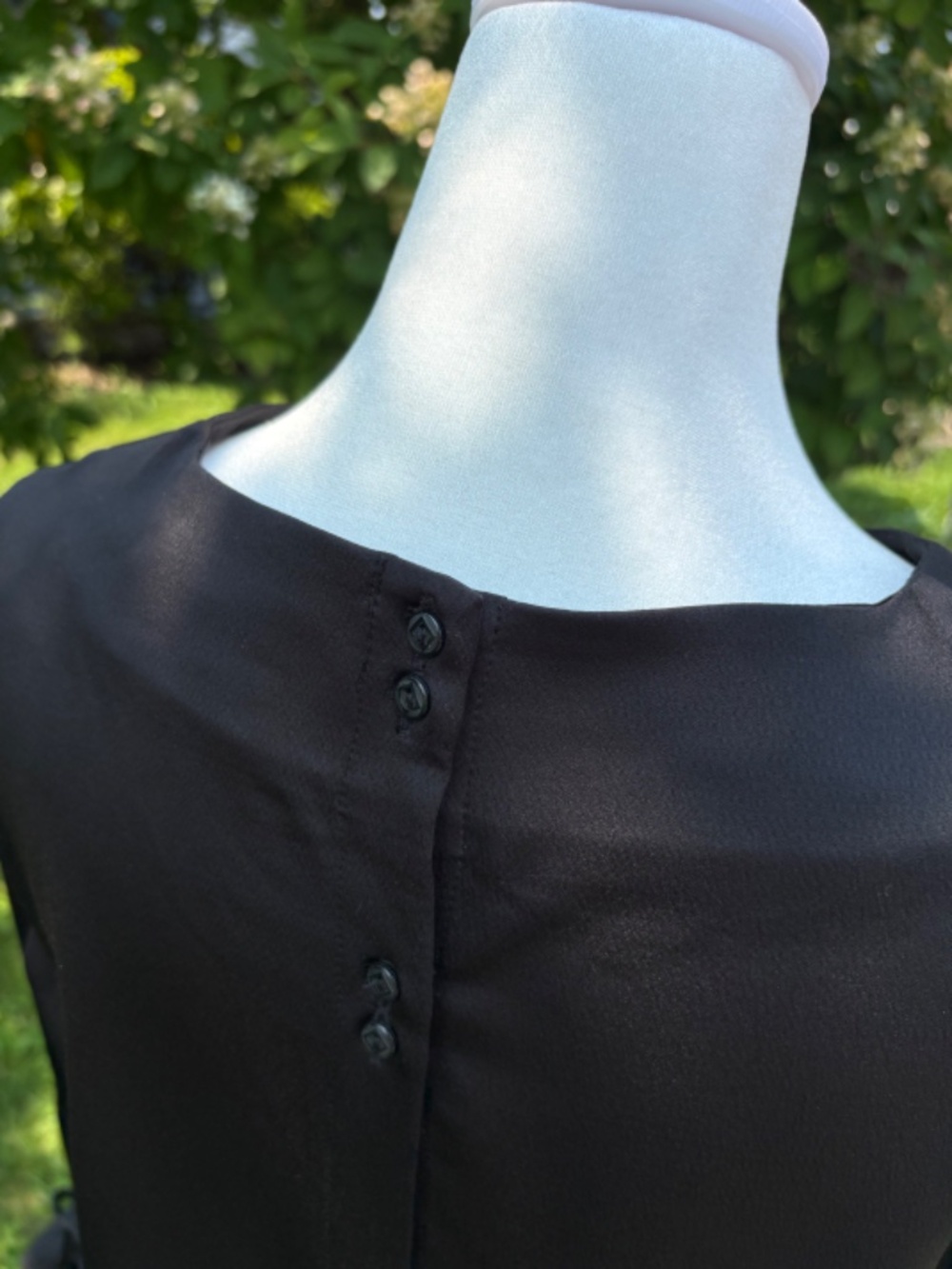 David Lerner Satin Button-Back Long Sleeve Blouse - Picture 4 of 8